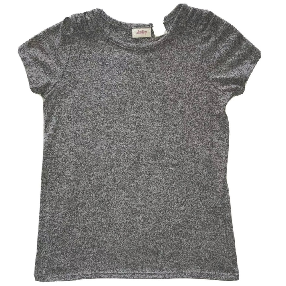Shoulder Slit Top size L